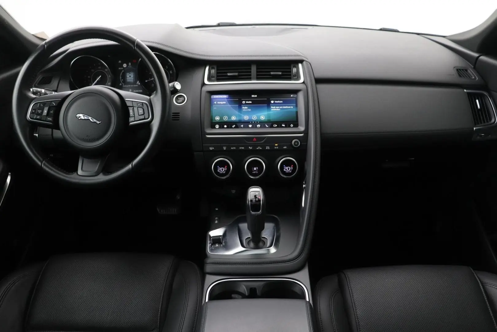 E-Pace P200 AWD Premium Edition | panorama dach