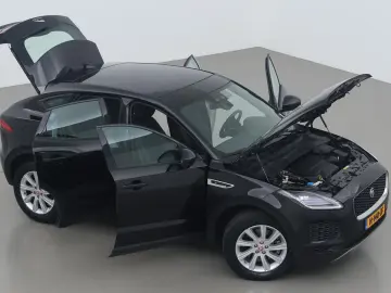 E-Pace P200 AWD Premium Edition | panorama dach