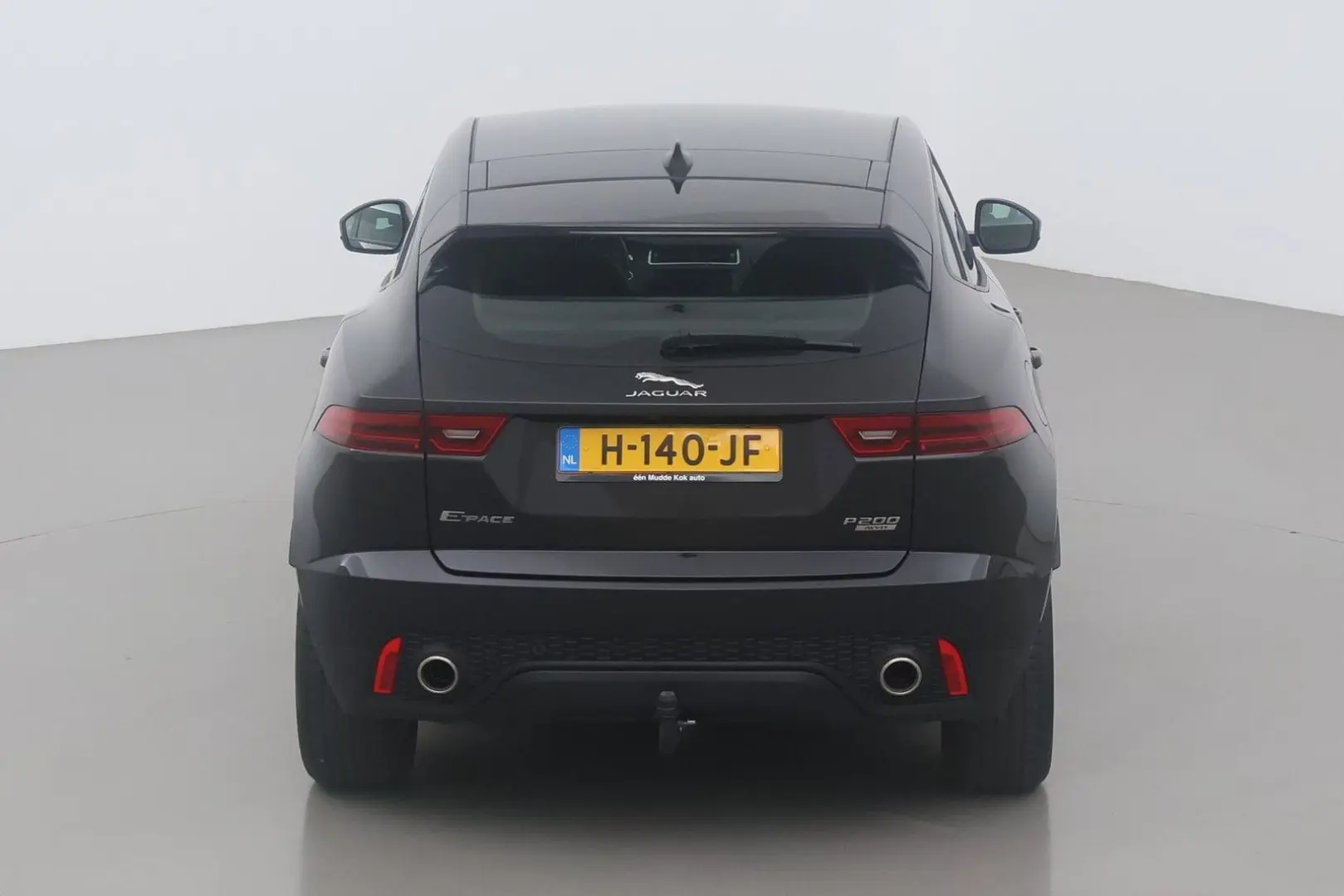 E-Pace P200 AWD Premium Edition | panorama dach