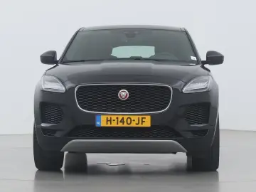 E-Pace P200 AWD Premium Edition | panorama dach