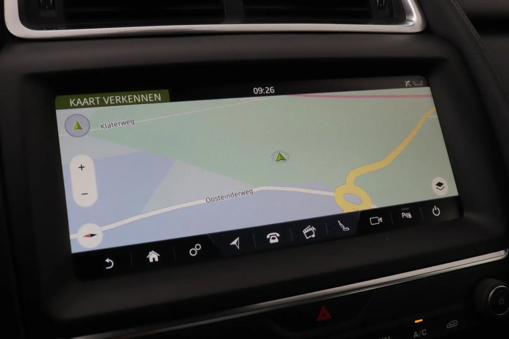 E-Pace P200 AWD Premium Edition | panorama dach