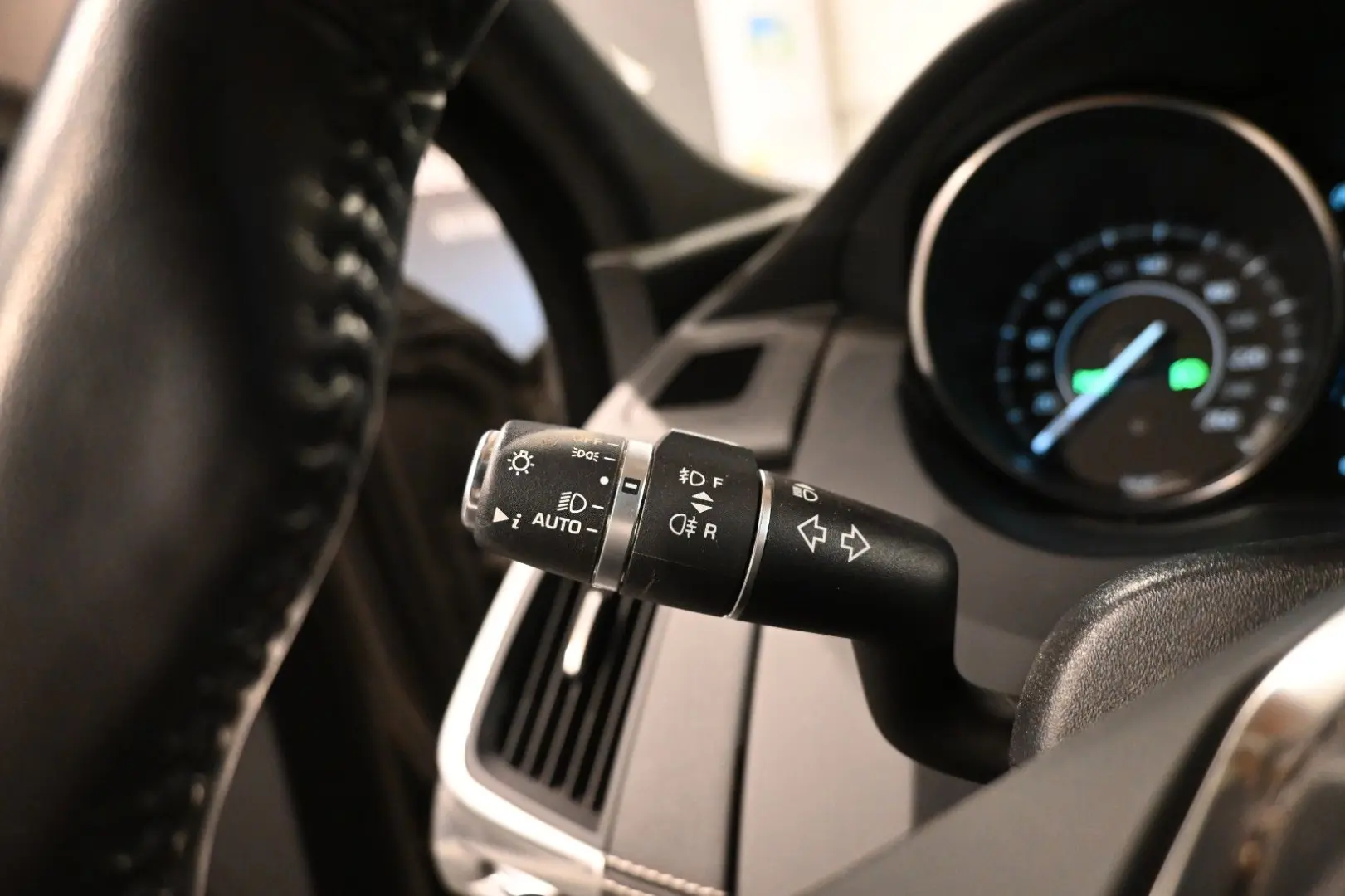 E-Pace 2.0 D R-DYNAMIC / FULL OPTIONS !!