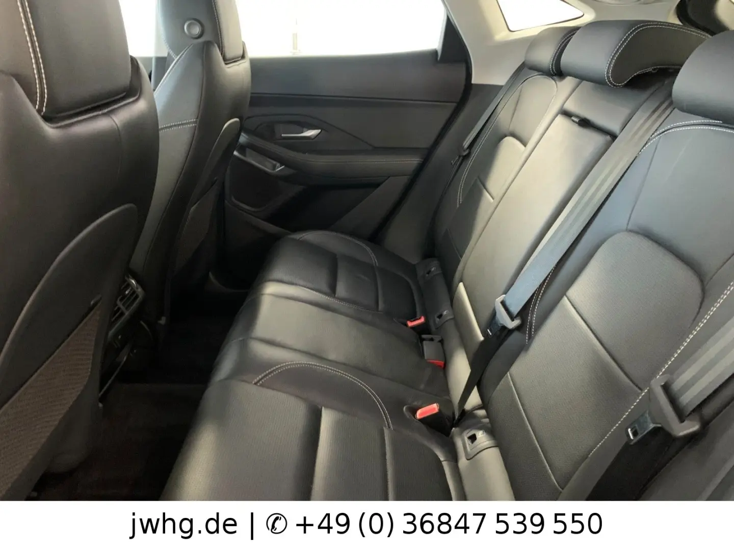 E-PACE R-Dynamic SE AWD Hybrid LED+ 19