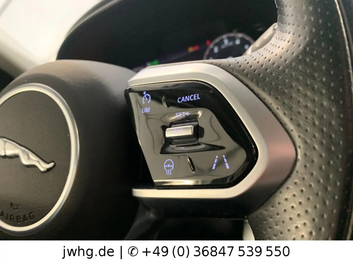 E-PACE R-Dynamic SE AWD Hybrid LED+ 19