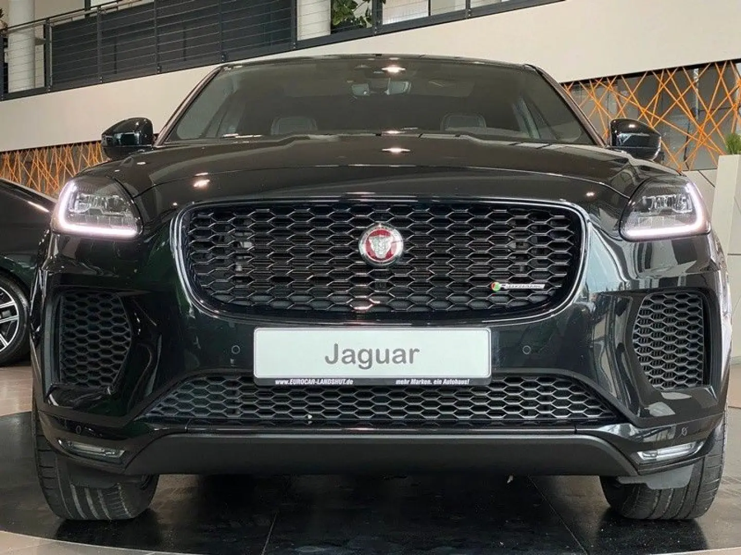 E-Pace P300 AWD R-Dynamic HSE Pano Memory ACC