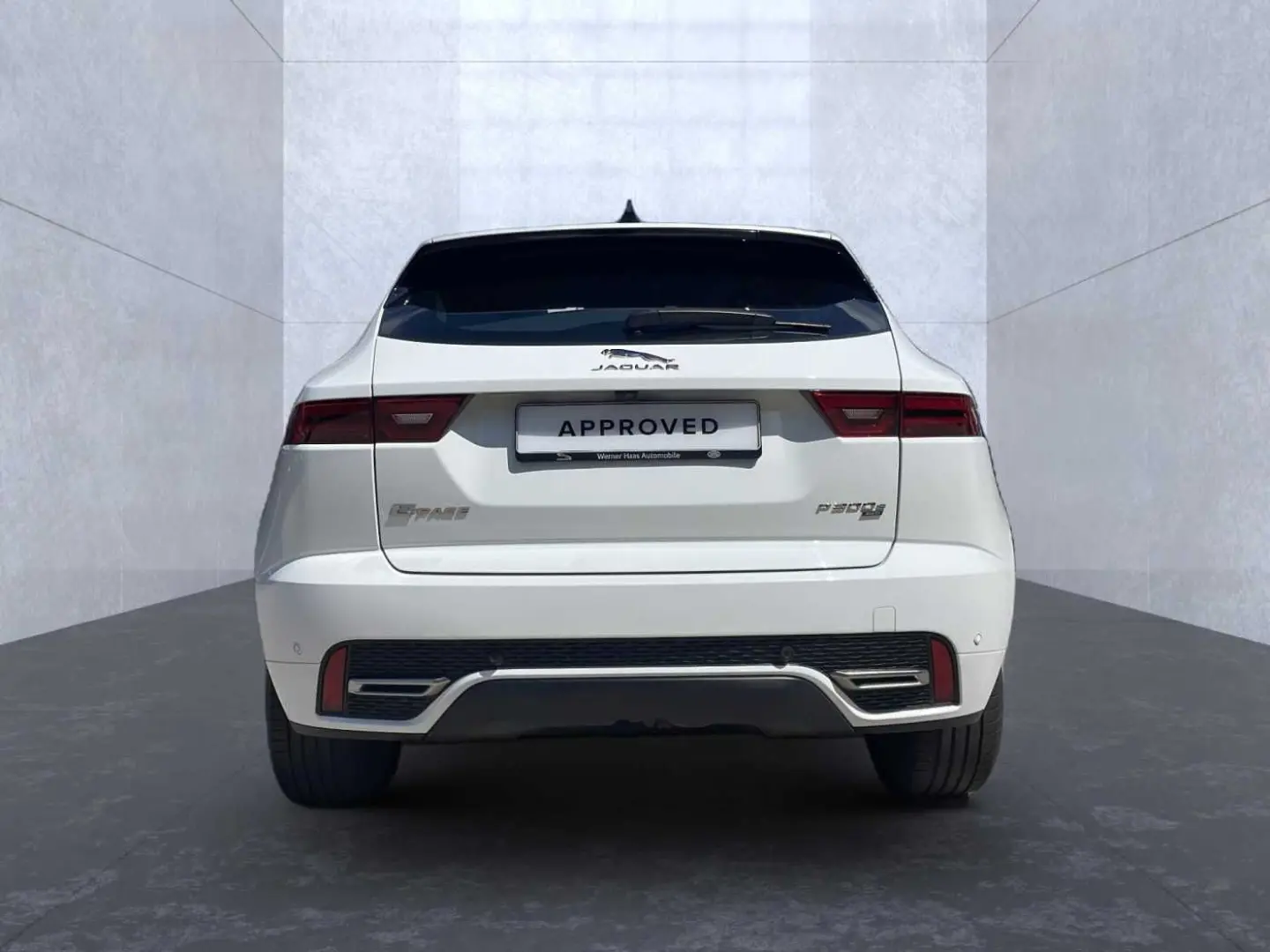 E-Pace Plug-in-Hybrid P300e AWD R-Dynamic S