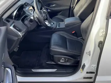 E-Pace Plug-in-Hybrid P300e AWD R-Dynamic S