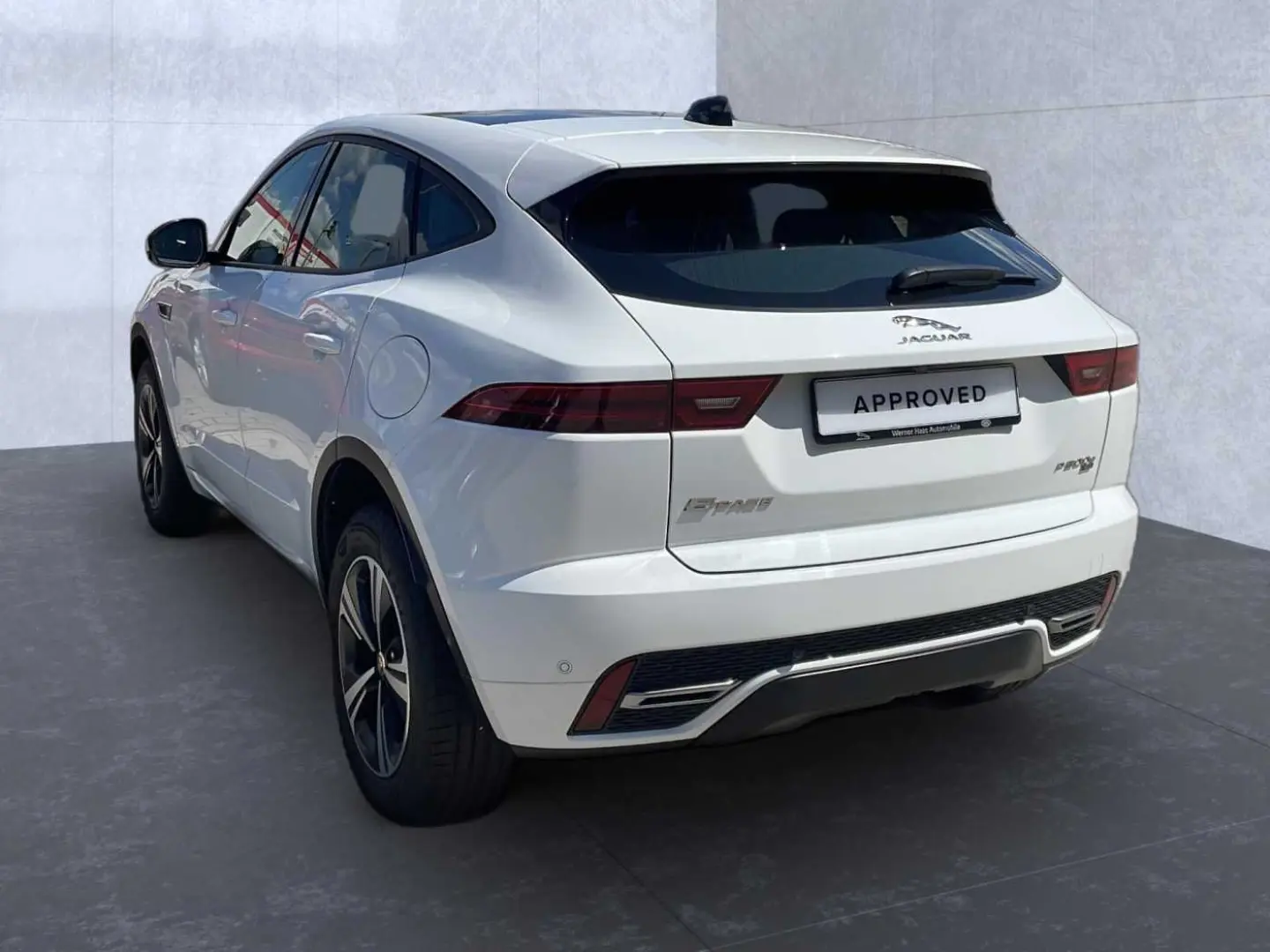 E-Pace Plug-in-Hybrid P300e AWD R-Dynamic S