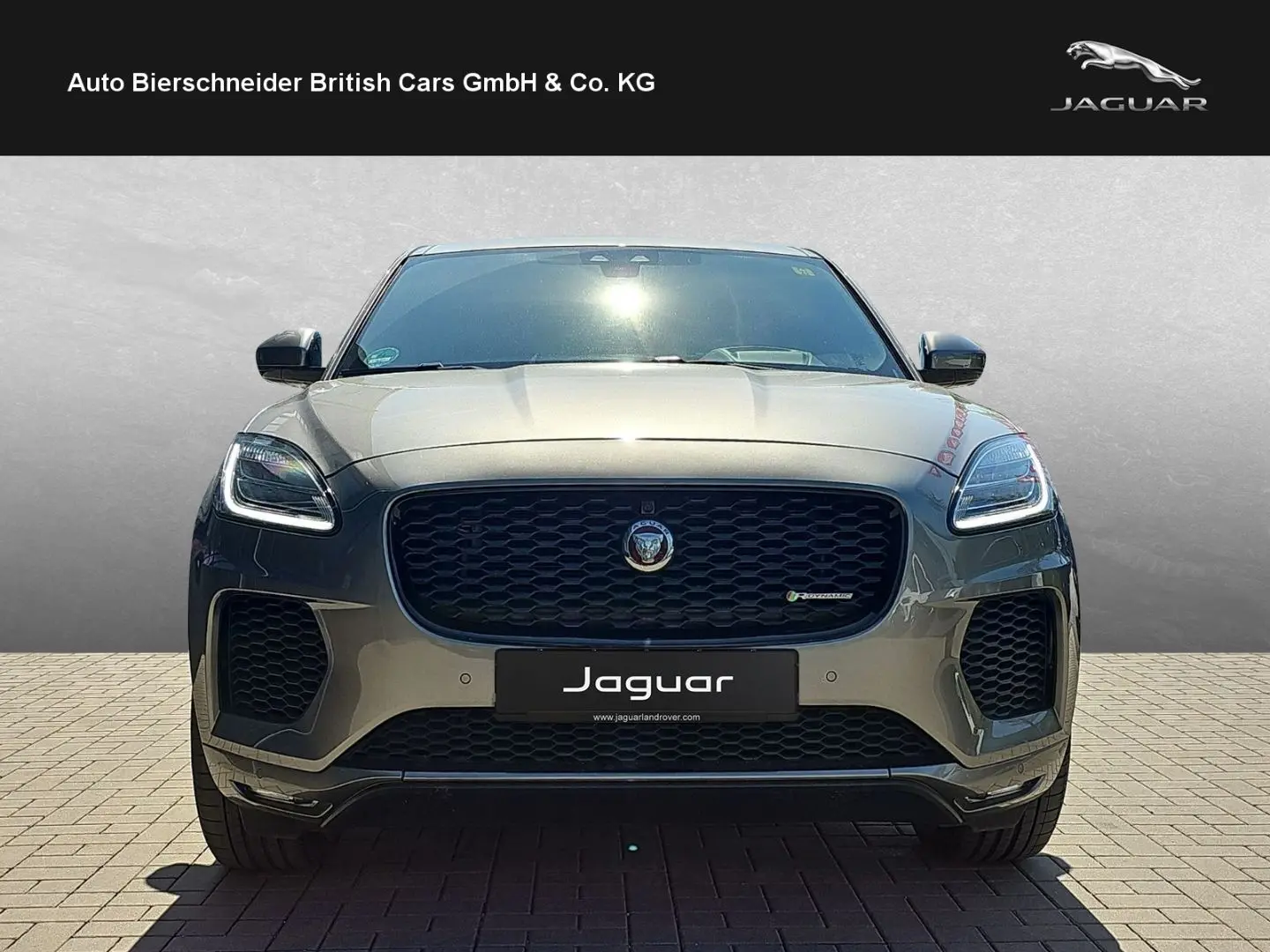 E-Pace P250 R-Dynamic HSE BLACK-PACK WINTER-PAKE