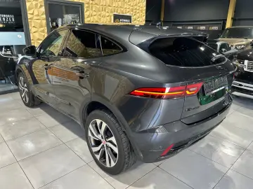 E-Pace E-PACE R-Dynamic HSE AWD/PANO/APPLE/KAMER