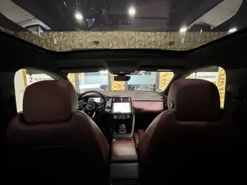 E-Pace E-PACE R-Dynamic HSE AWD/PANO/APPLE/KAMER