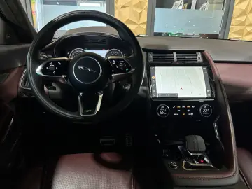 E-Pace E-PACE R-Dynamic HSE AWD/PANO/APPLE/KAMER