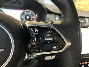 E-Pace E-PACE R-Dynamic HSE AWD/PANO/APPLE/KAMER
