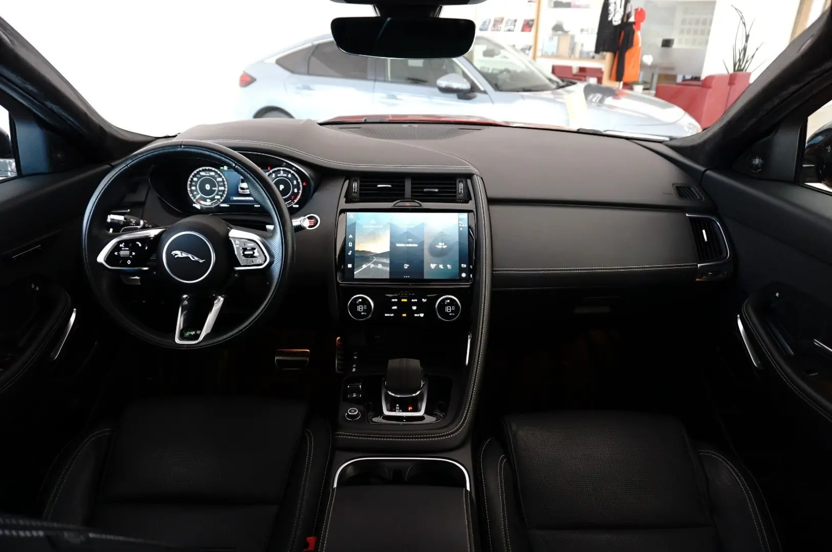 E-Pace P300 e R-Dynamic HSE AWD Plug-In Hybrid