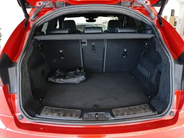 E-Pace P300 e R-Dynamic HSE AWD Plug-In Hybrid