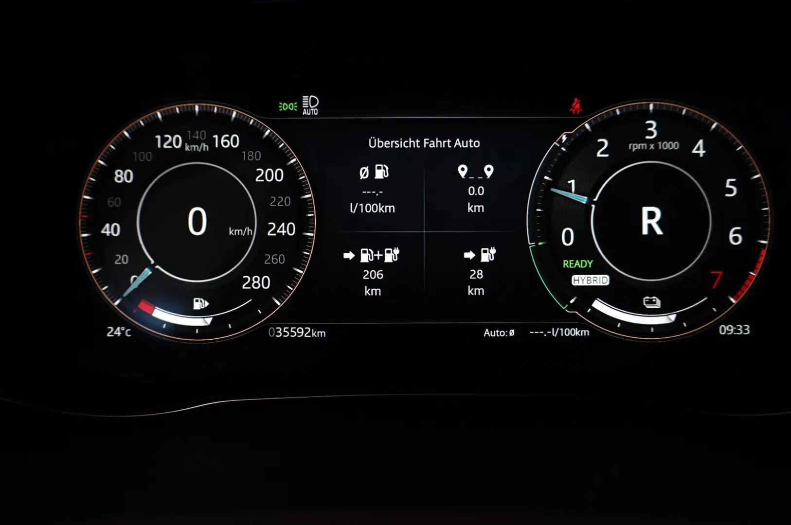 E-Pace P300 e R-Dynamic HSE AWD Plug-In Hybrid