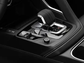 E-Pace P250 AWD R-Dynamic SE