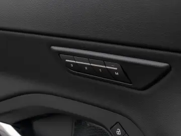 E-Pace P250 AWD R-Dynamic SE