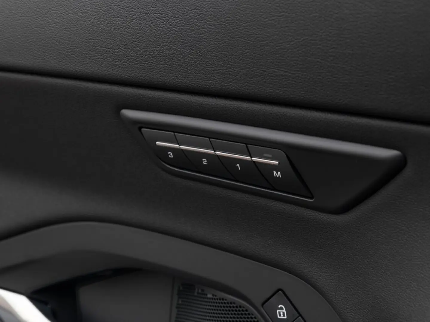 E-Pace P250 AWD R-Dynamic SE
