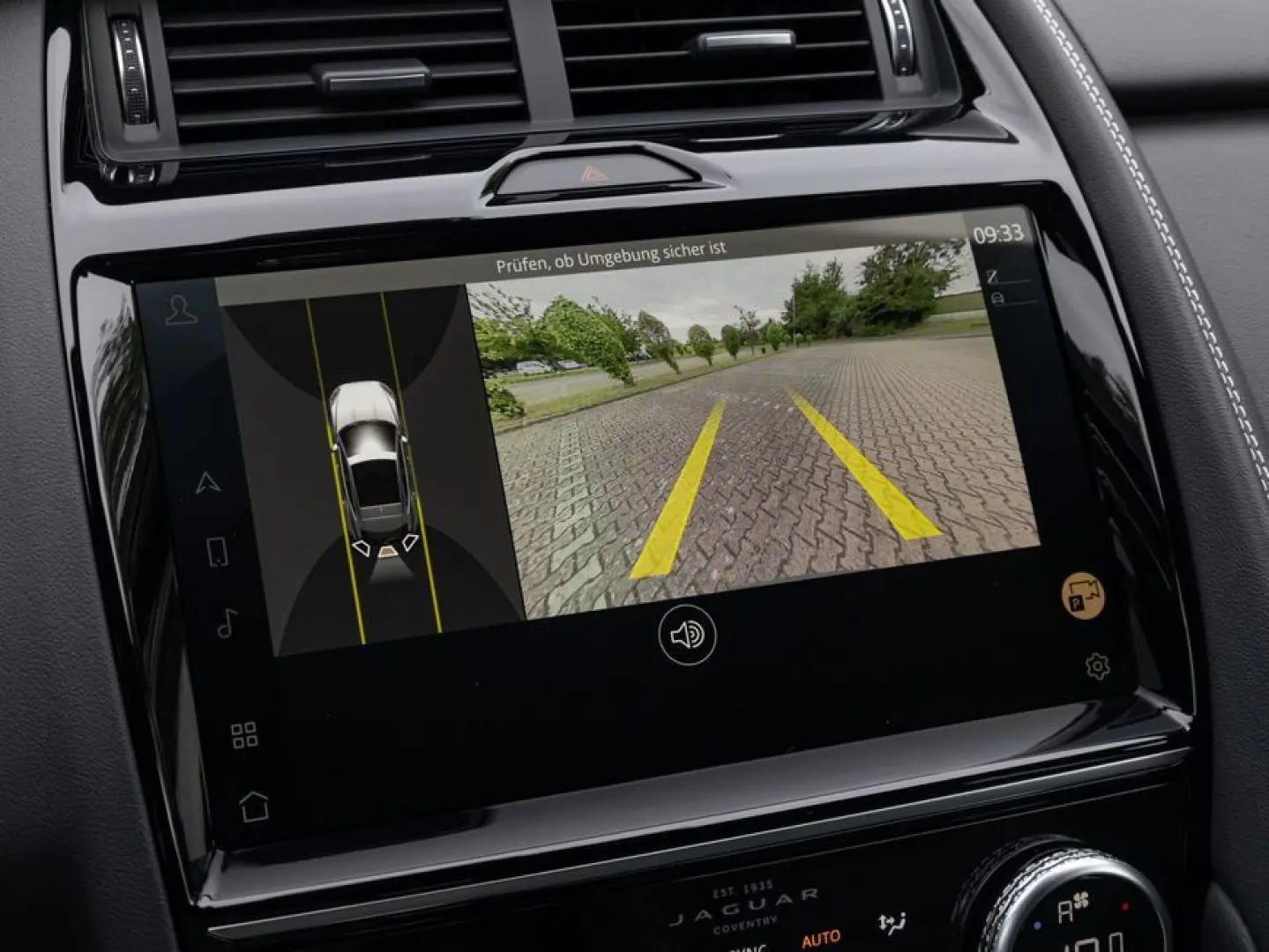 E-Pace P250 AWD R-Dynamic SE