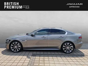 XE R-Dynamic HSE AWD D200 Pano Windsor-Leder