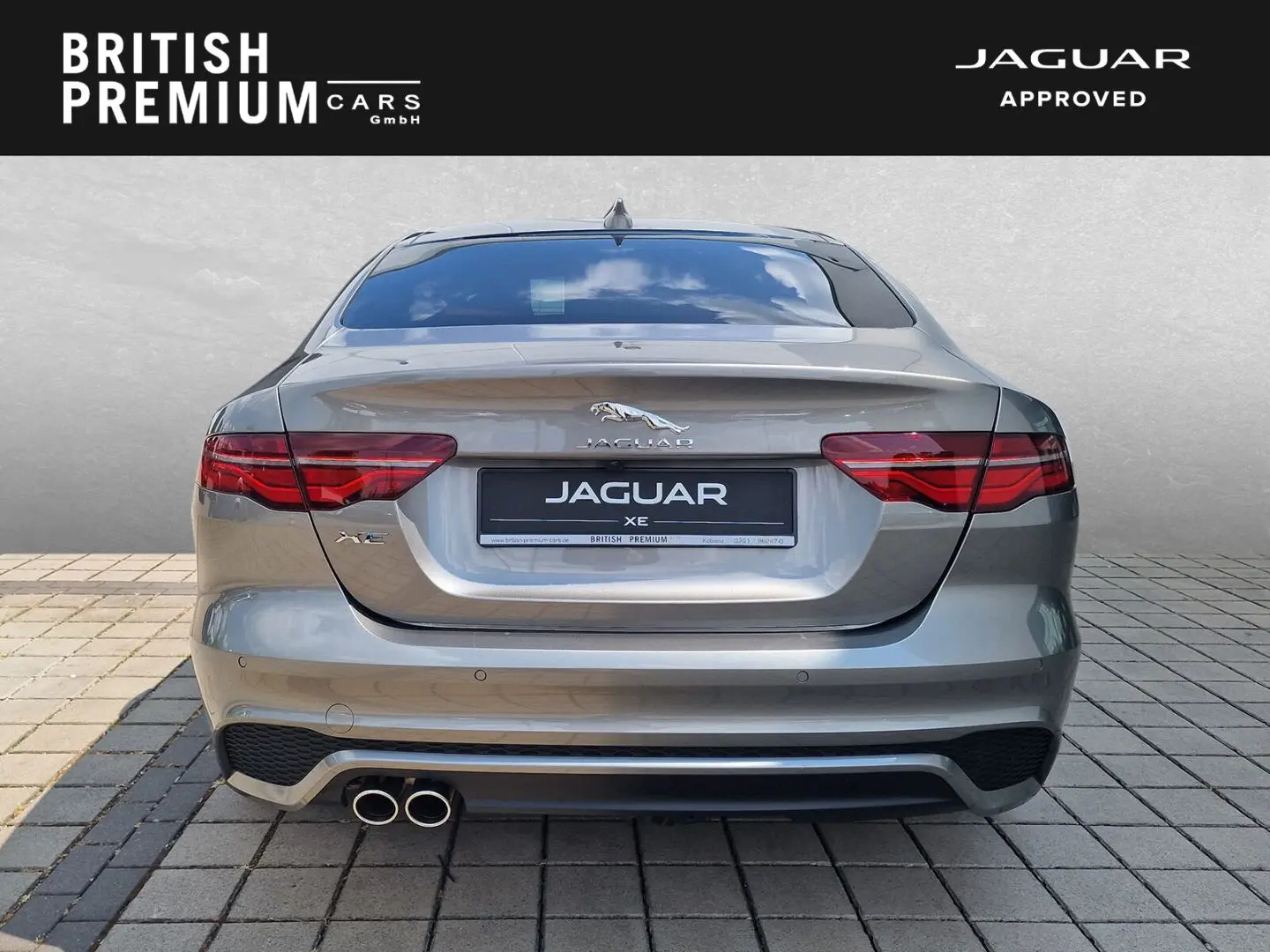 XE R-Dynamic HSE AWD D200 Pano Windsor-Leder