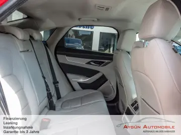 XF P300 AWD R-Dynamic HSE*Massage*Pixel-LED*