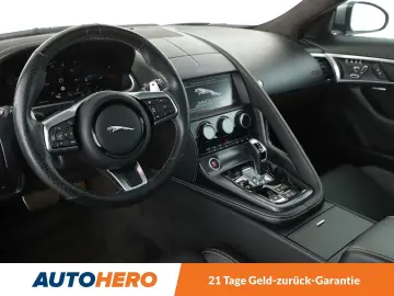 F-TYPE P300 R-Dynamic Black Aut.*PANO*LED*CAM*
