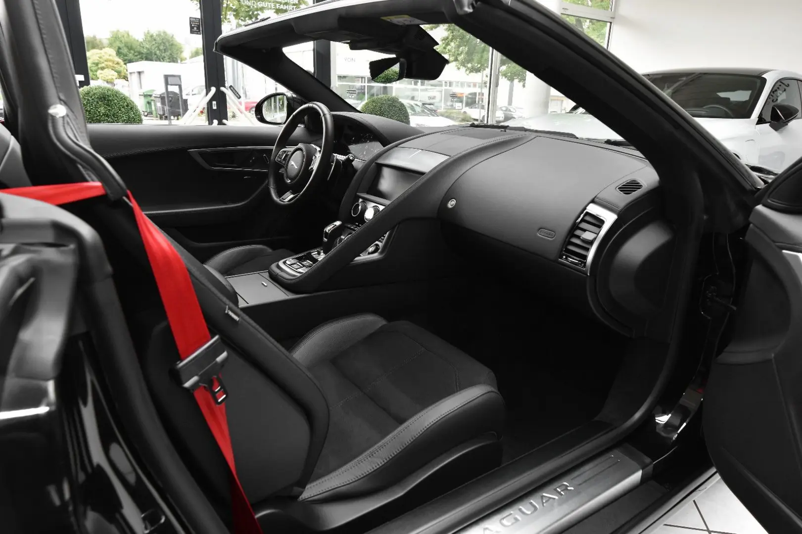 F-Type Cabrio *Jaguar Approved bis 2028*