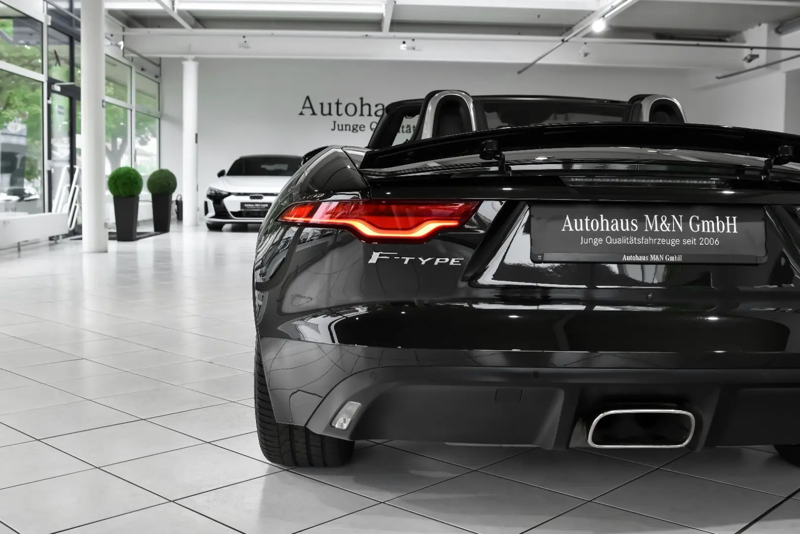 F-Type Cabrio *Jaguar Approved bis 2028*