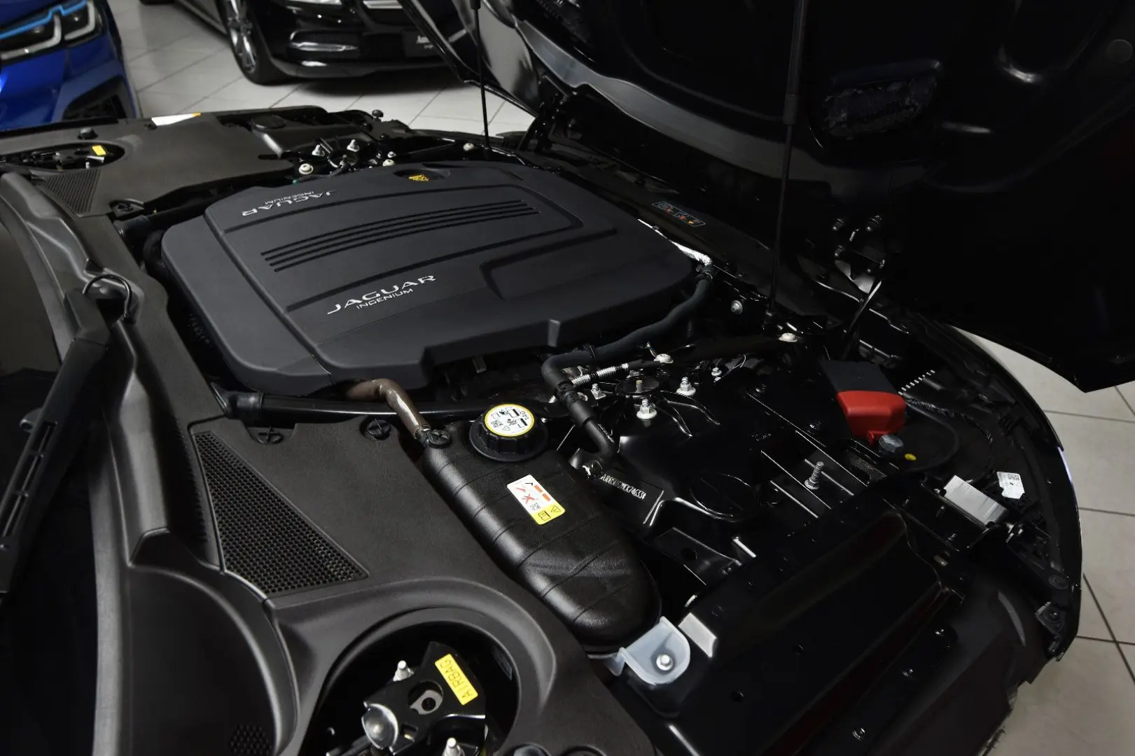 F-Type Cabrio *Jaguar Approved bis 2028*