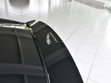 F-Type Cabrio *Jaguar Approved bis 2028*