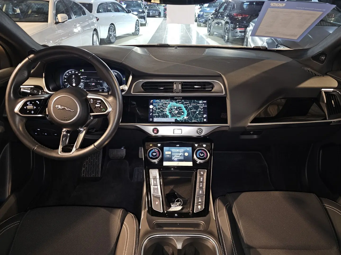 I-PACE S AWD LED R.Cam Standheiz. Navi ACC PDC 