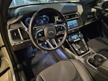 I-PACE S AWD LED R.Cam Standheiz. Navi ACC PDC 