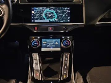 I-PACE S AWD LED R.Cam Standheiz. Navi ACC PDC 