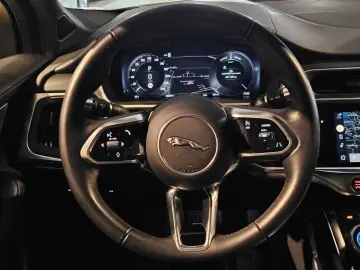 I-PACE S AWD LED R.Cam Standheiz. Navi ACC PDC 