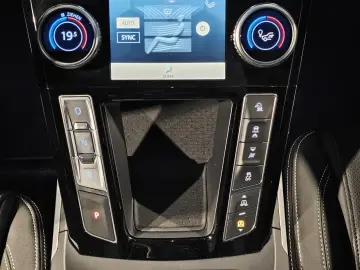 I-PACE S AWD LED R.Cam Standheiz. Navi ACC PDC 