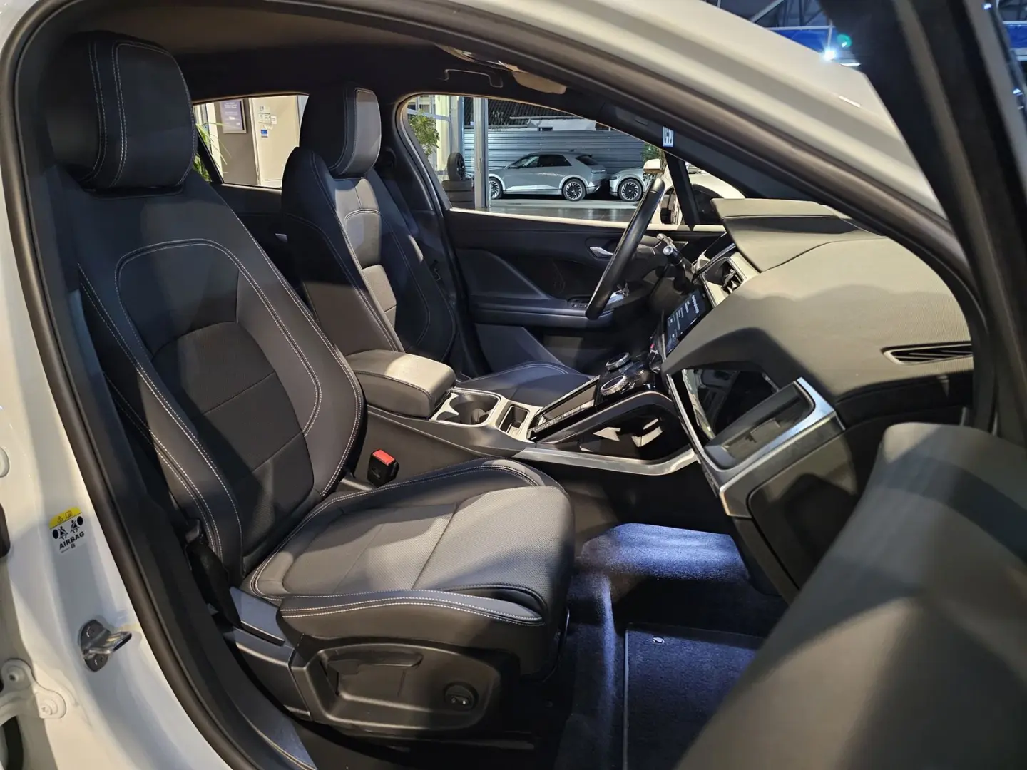 I-PACE S AWD LED R.Cam Standheiz. Navi ACC PDC 