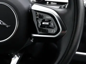 I-Pace EV400 AWD S