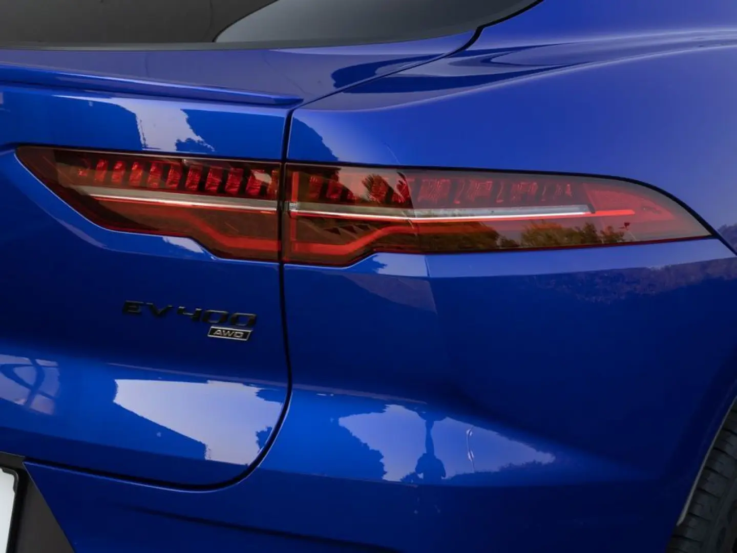 I-Pace EV400 AWD S