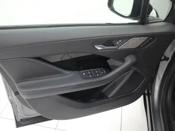 I-Pace EV400 AWD S LED Standhzg. RFK Tempomat