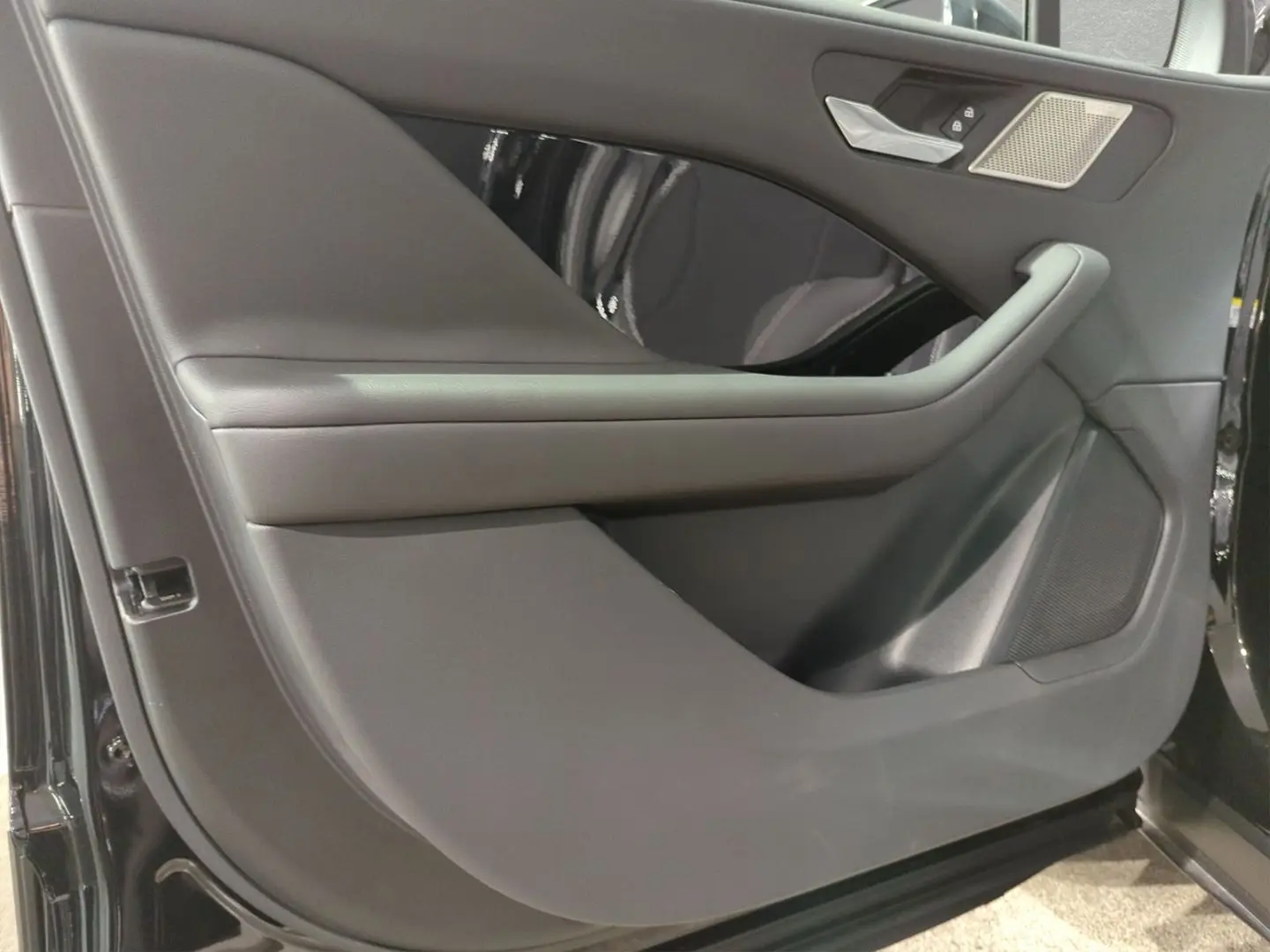 I-Pace EV400 S Aktion -45  Discount BLACK-PACK P