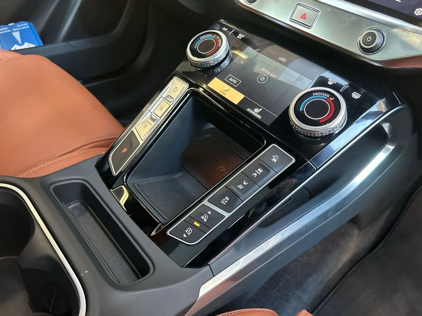 I-Pace EV400 AWD R-DYNAMIC HSE Winterpaket