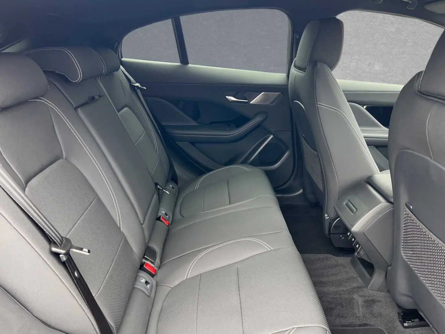 I-Pace EV400 AWD S