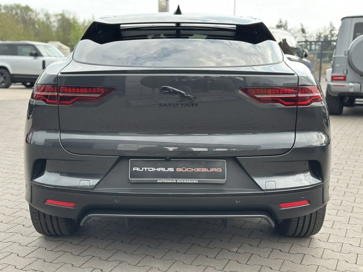 I-Pace EV400 R-Dynamic HSE