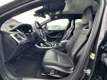 I-Pace EV400 R-Dynamic HSE