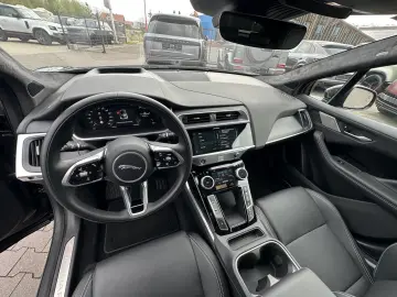 I-Pace EV400 R-Dynamic HSE