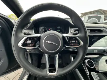I-Pace EV400 R-Dynamic HSE