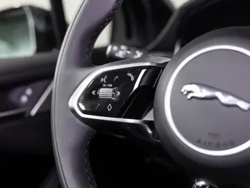 I-PACE R-Dynamic SE EV400 | HuD | Sportsitze