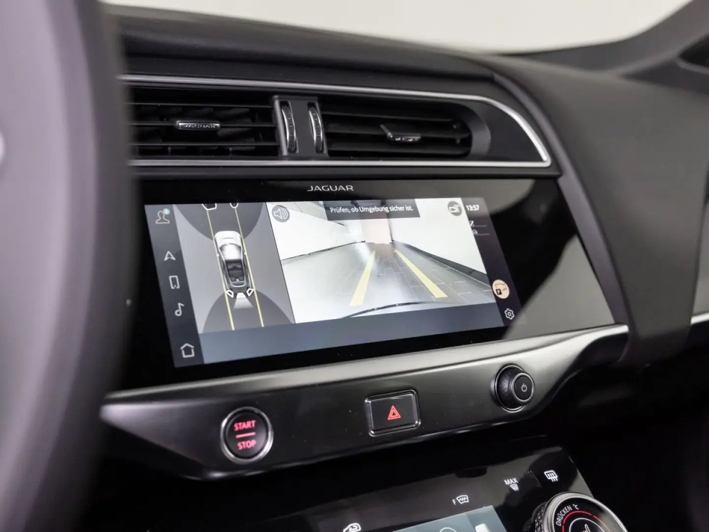 I-PACE R-Dynamic SE EV400 | HuD | Sportsitze